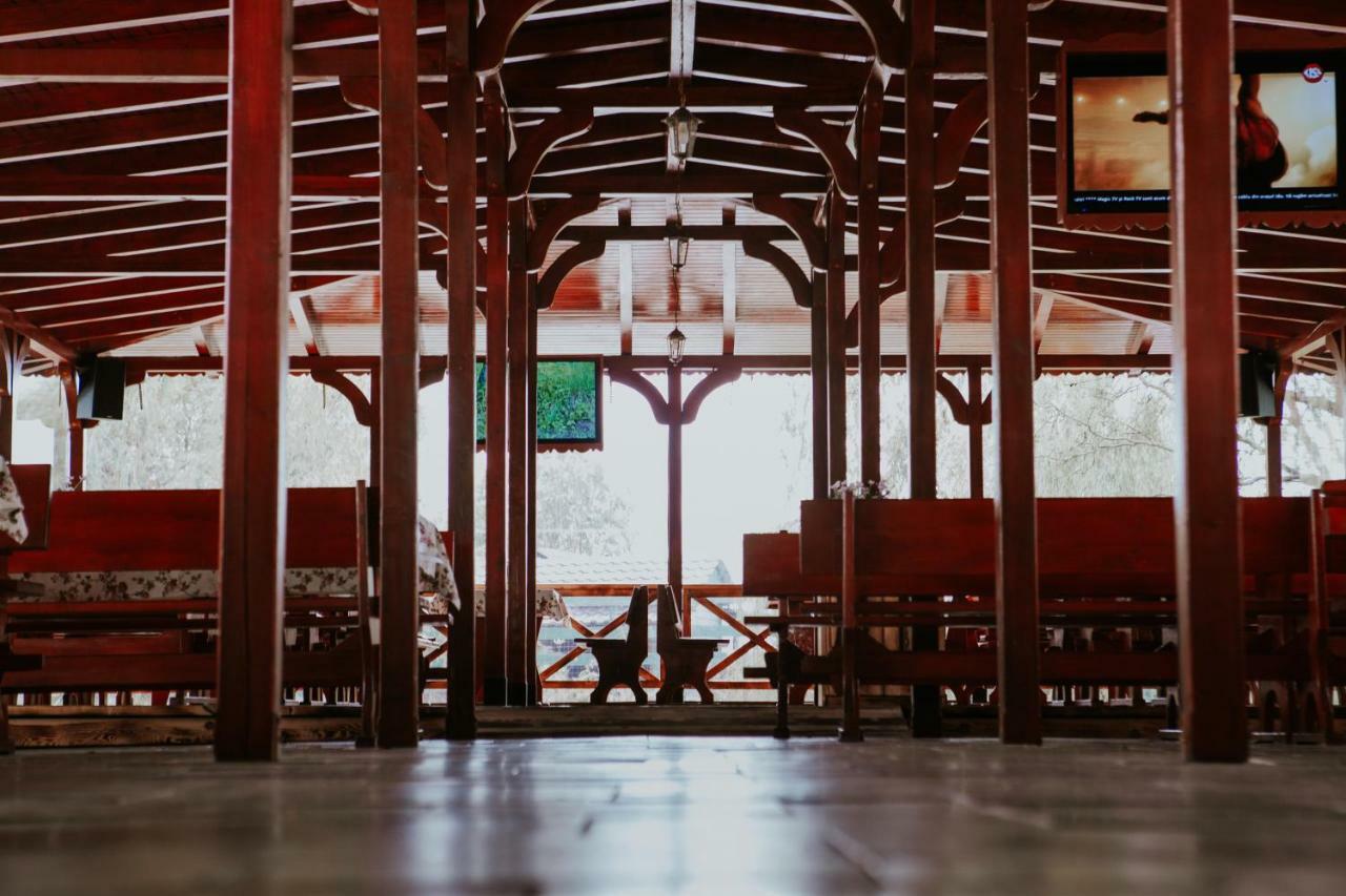 Hotel-Restaurant Milenium Salonta المظهر الخارجي الصورة