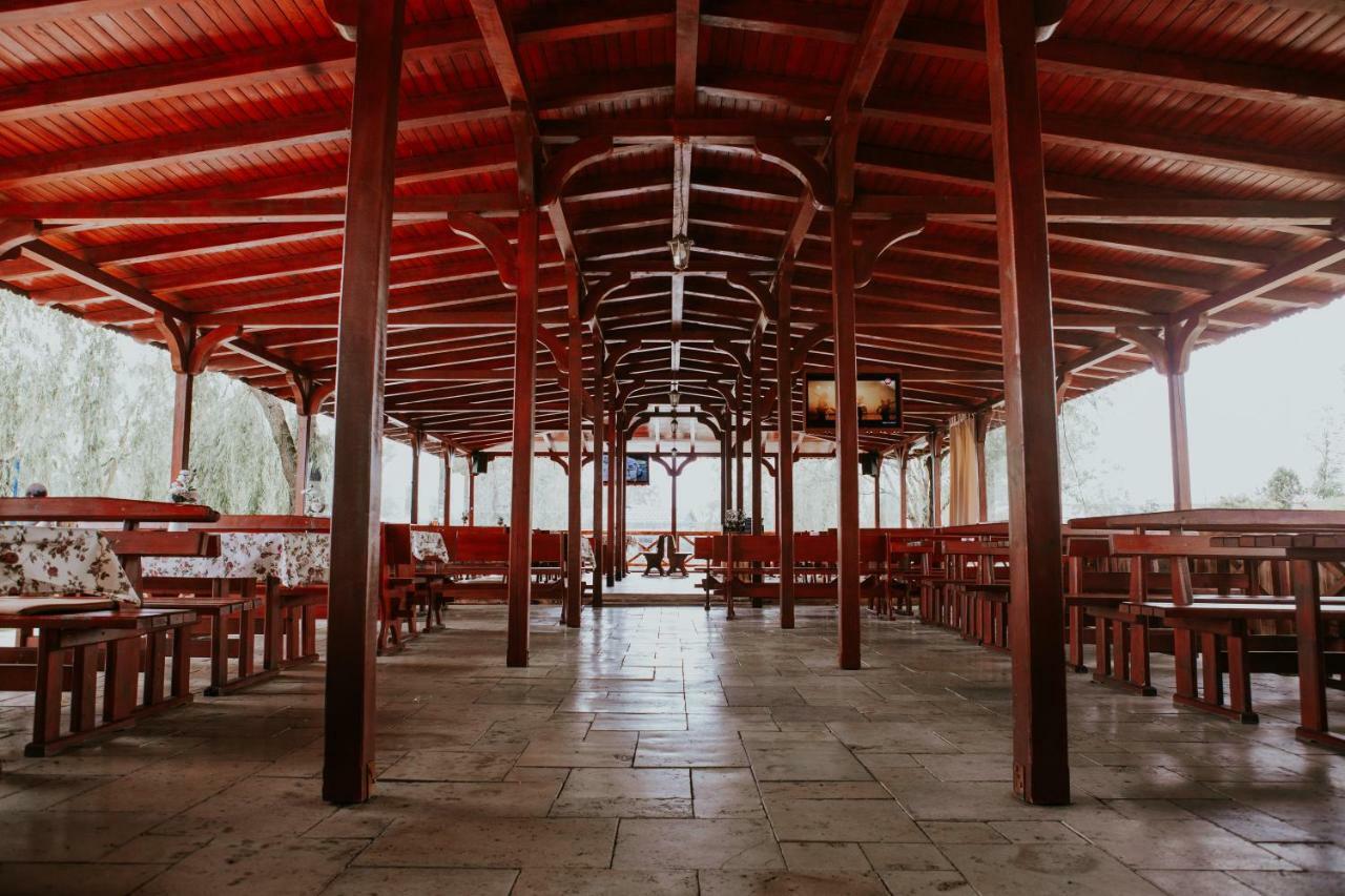 Hotel-Restaurant Milenium Salonta المظهر الخارجي الصورة